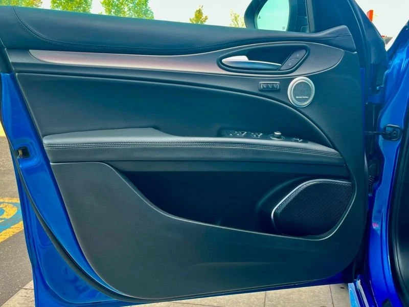 2022 Alfa Romeo Stelvio - Image 10 of 20