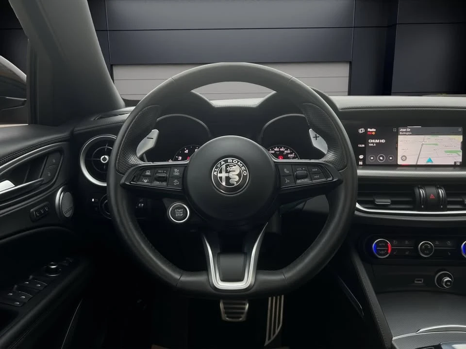 2022 Alfa Romeo Stelvio - Image 15 of 20