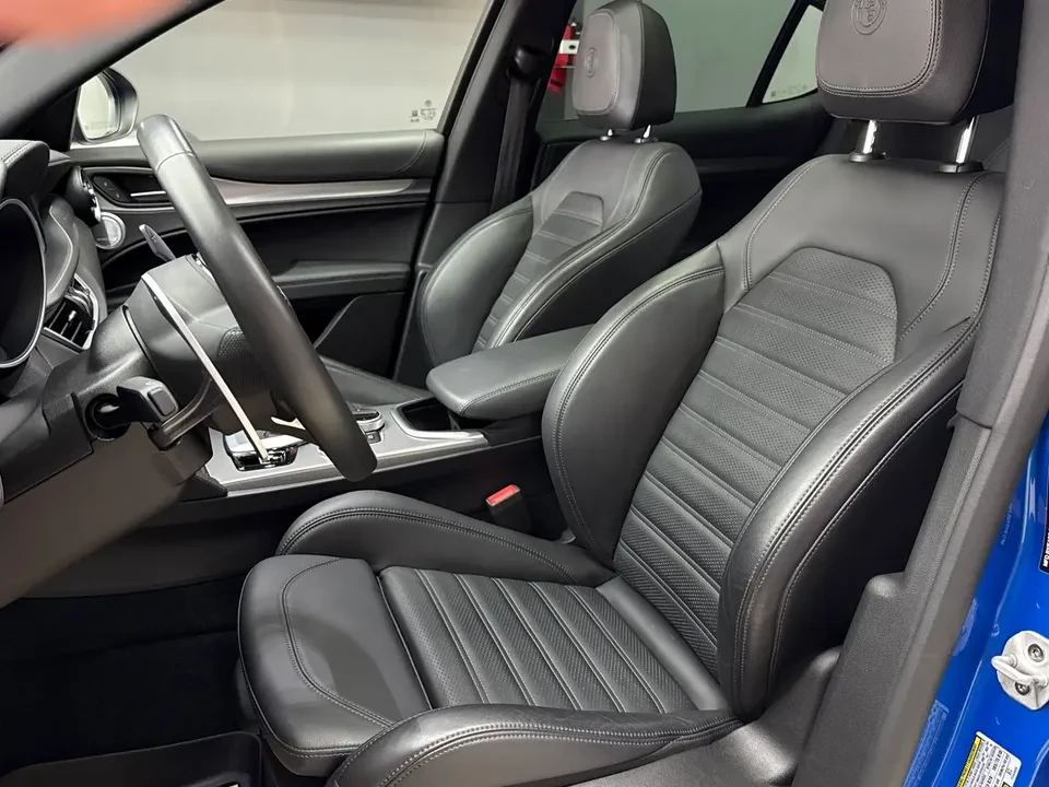 2022 Alfa Romeo Stelvio - Image 9 of 20
