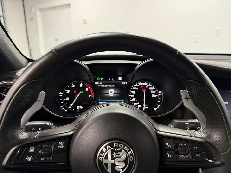 2022 Alfa Romeo Giulia - Image 19 of 20
