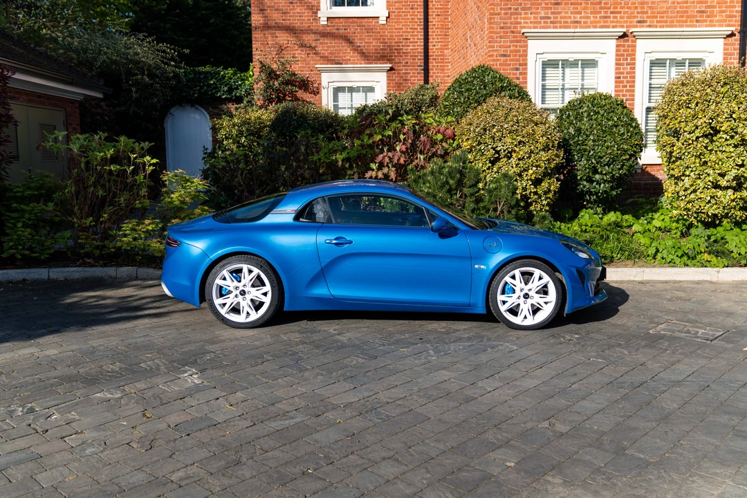 2022 Alpine A110 (2017-Present) - Image 16 of 31
