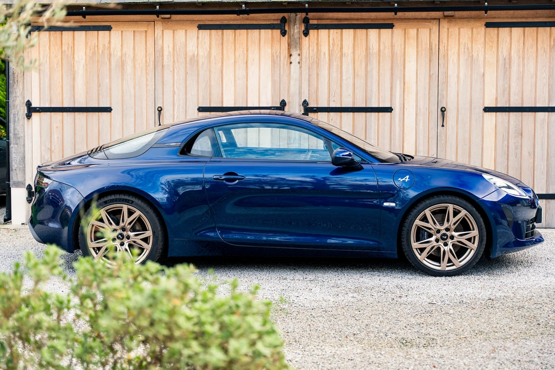 2022 Alpine A110 (2017-Present) - Image 9 of 31