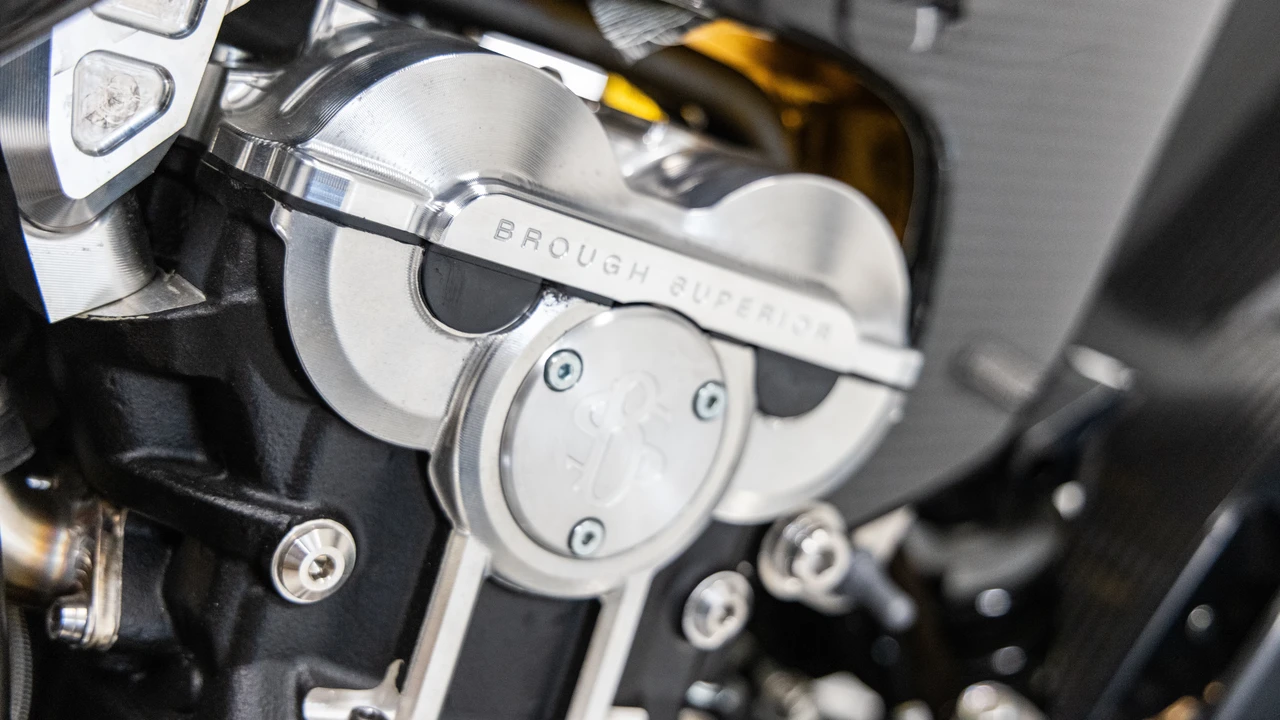 2022 Aston Martin Valkyrie - Image 20 of 28