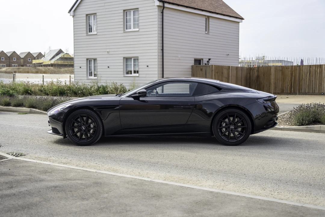 2022 Aston Martin DB11 V8 - Image 8 of 31
