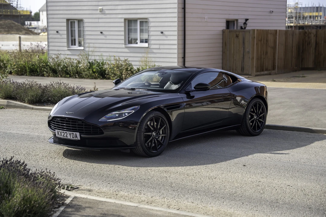 2022 Aston Martin DB11 V8 - Image 9 of 31
