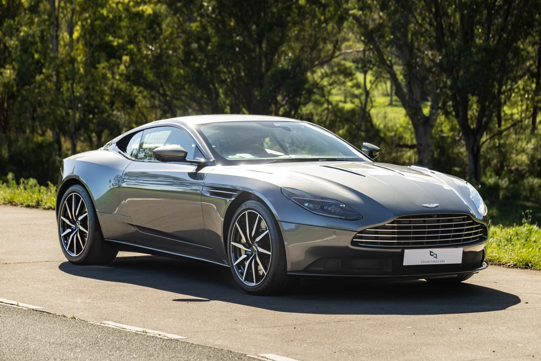 2022 Aston Martin DB11 V12 - Image 17 of 31