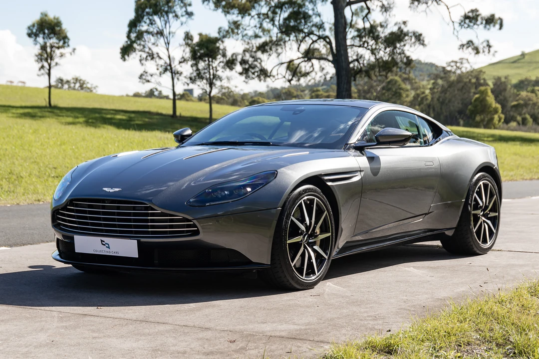 2022 Aston Martin DB11 V12 - Image 11 of 31