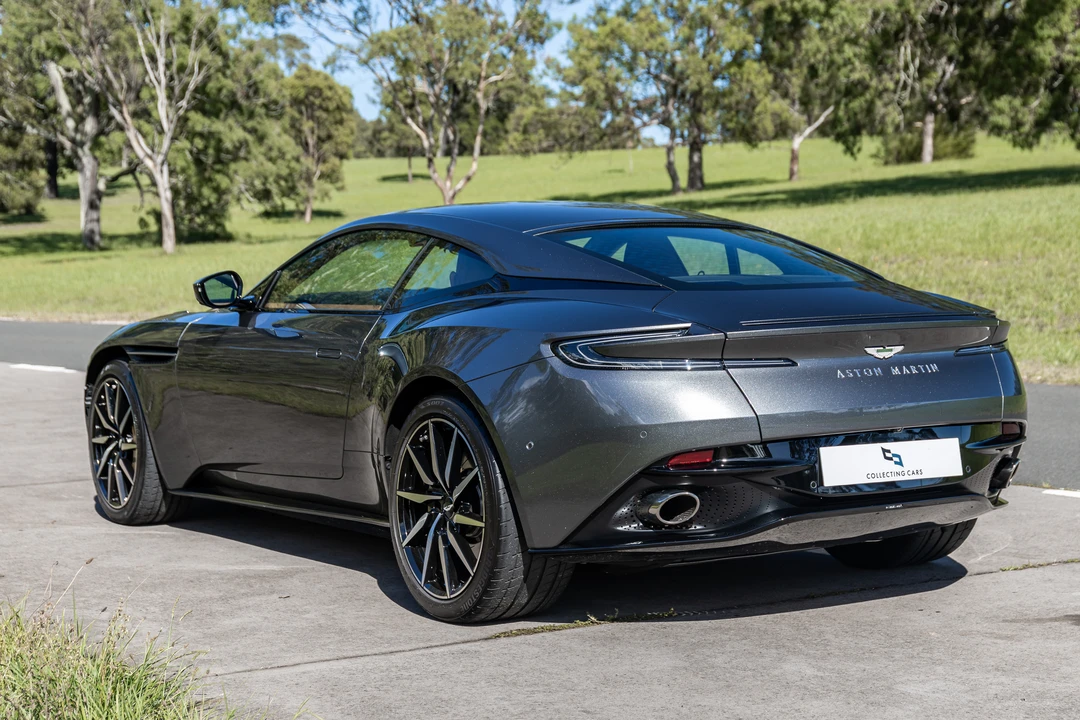 2022 Aston Martin DB11 V12 - Image 21 of 31