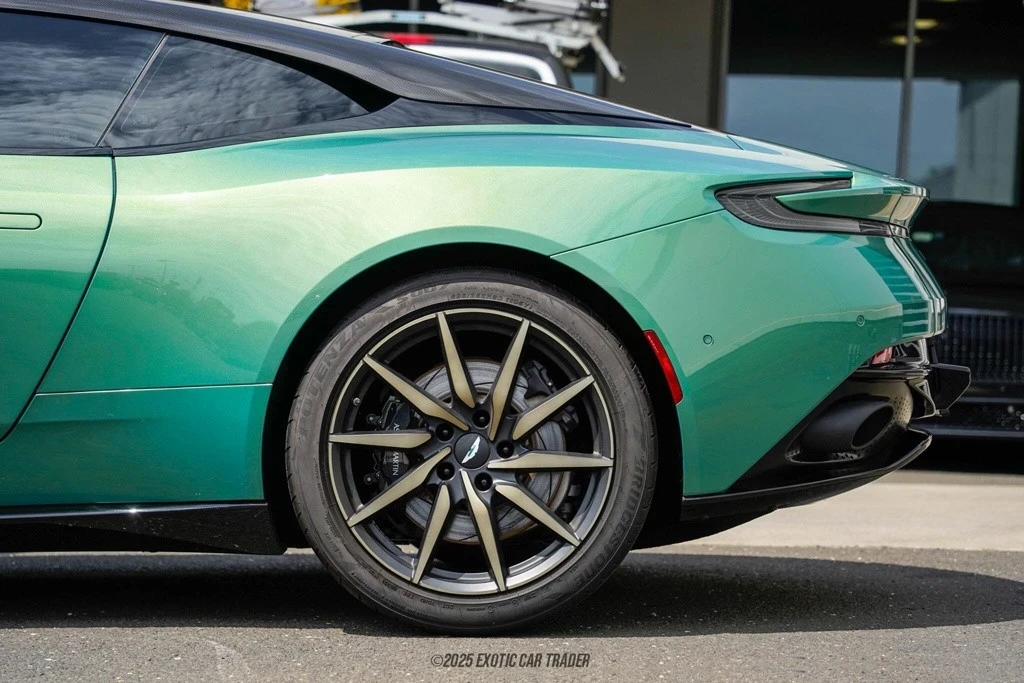 2022 Aston Martin DB11 V8 - Image 5 of 12