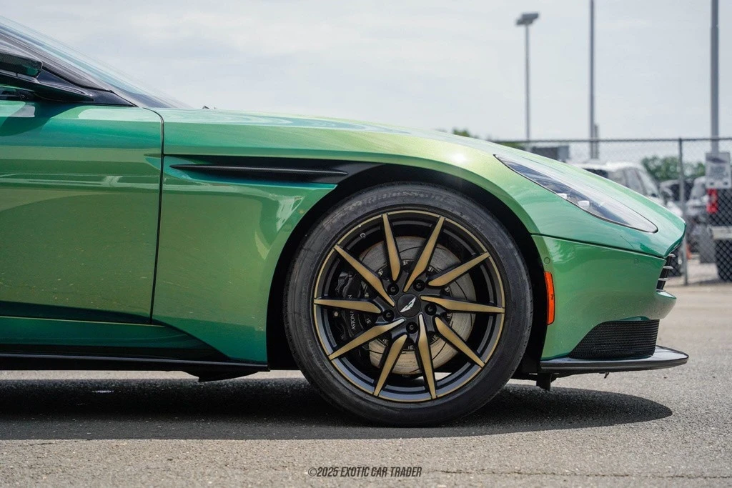 2022 Aston Martin DB11 V8 - Image 11 of 12