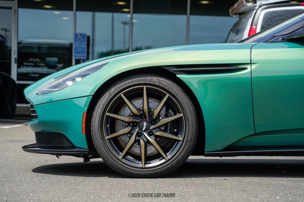 2022 Aston Martin DB11 V8 - Image 4 of 12