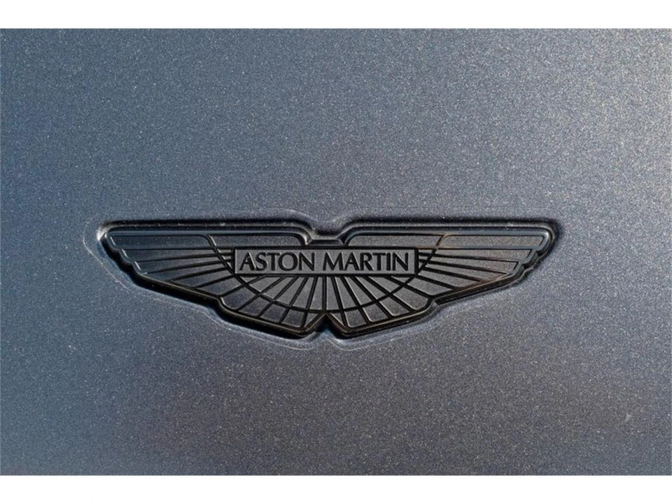 2022 Aston Martin DBS Superleggera - Image 20 of 31