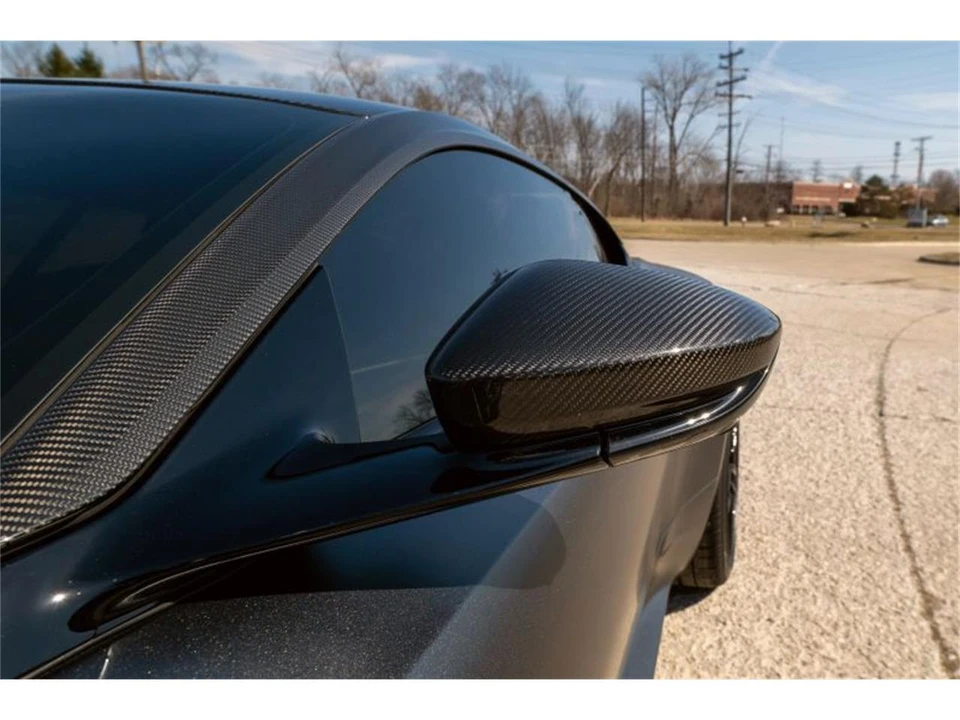2022 Aston Martin DBS Superleggera - Image 22 of 31