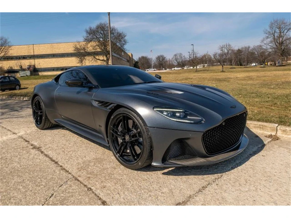 2022 Aston Martin DBS Superleggera - Image 18 of 31