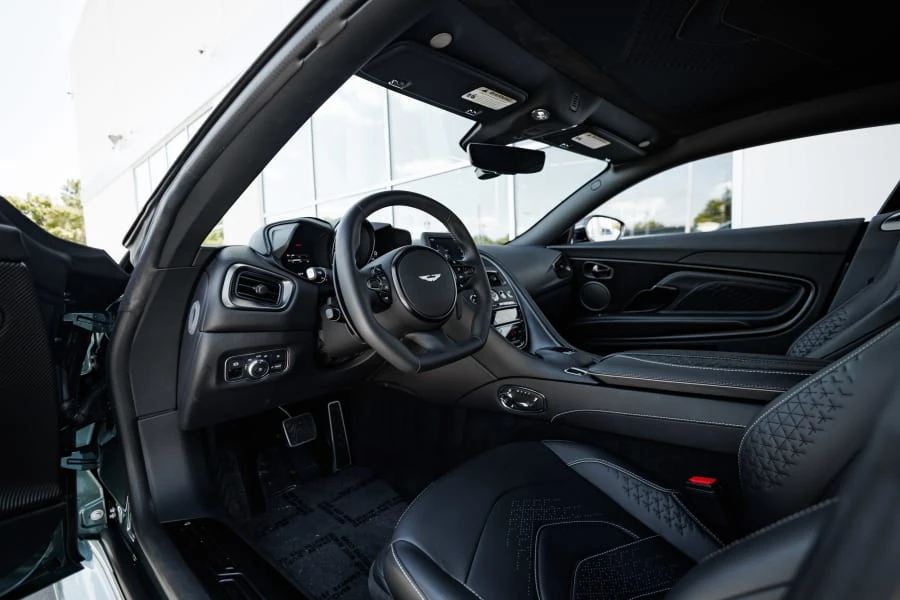 2022 Aston Martin DBS Superleggera - Image 11 of 15