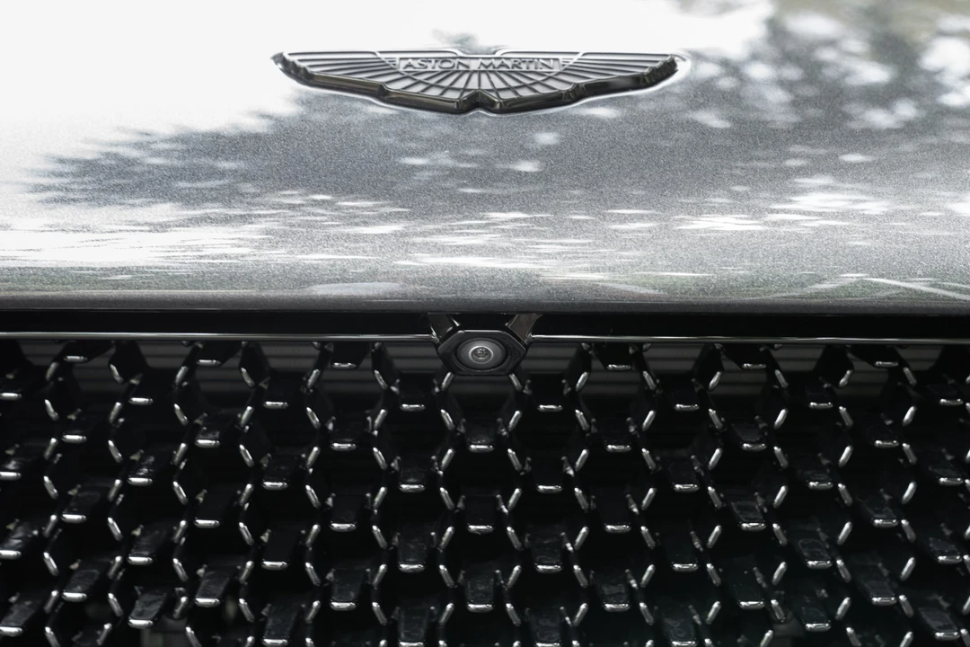 2022 Aston Martin DBS Superleggera - Image 20 of 31