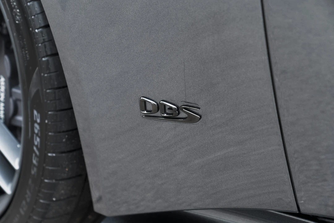 2022 Aston Martin DBS Superleggera - Image 25 of 31