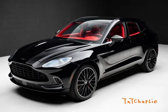 2022 Aston Martin DBX