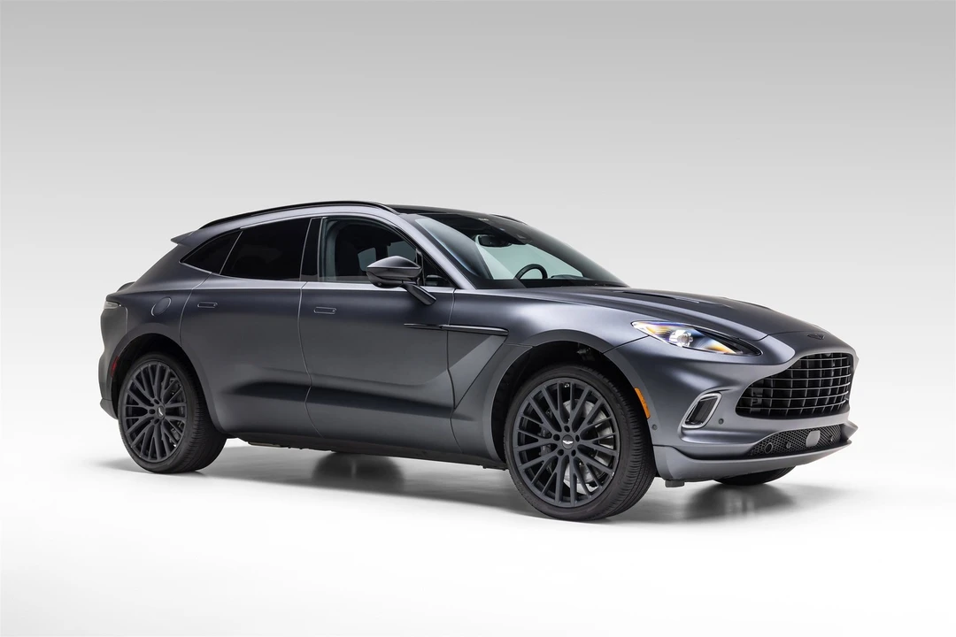 2022 Aston Martin DBX - Image 9 of 31