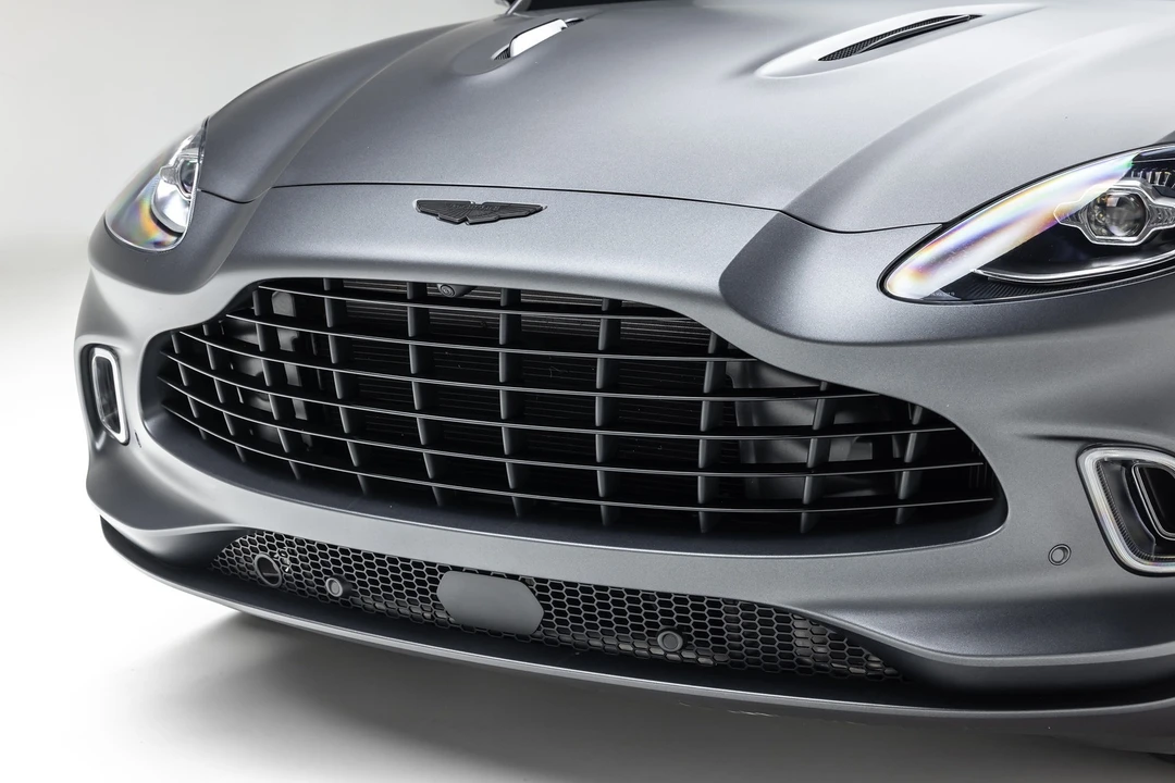 2022 Aston Martin DBX - Image 18 of 31