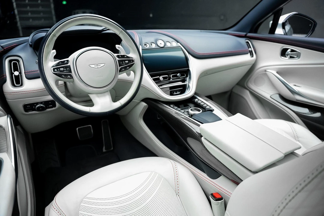 2022 Aston Martin DBX - Image 2 of 21