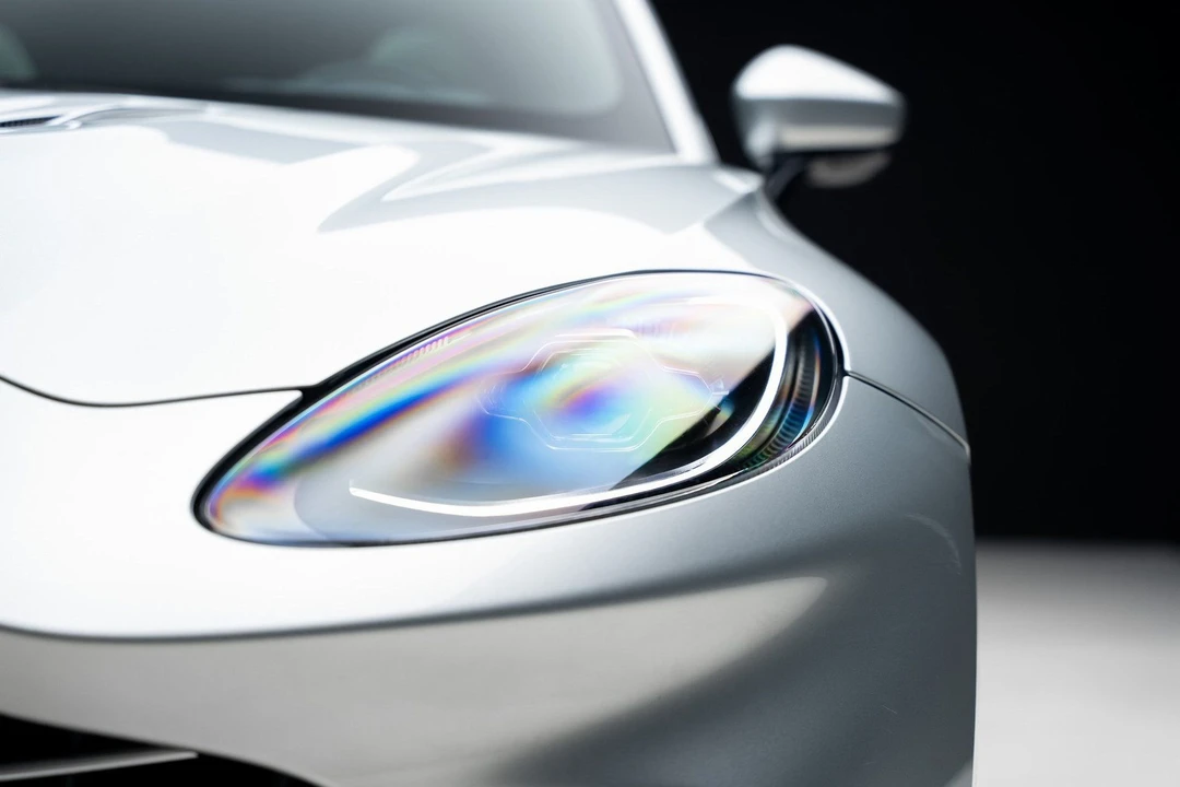 2022 Aston Martin DBX - Image 9 of 21