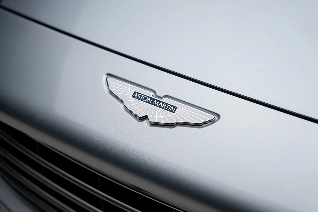 2022 Aston Martin DBX - Image 12 of 21