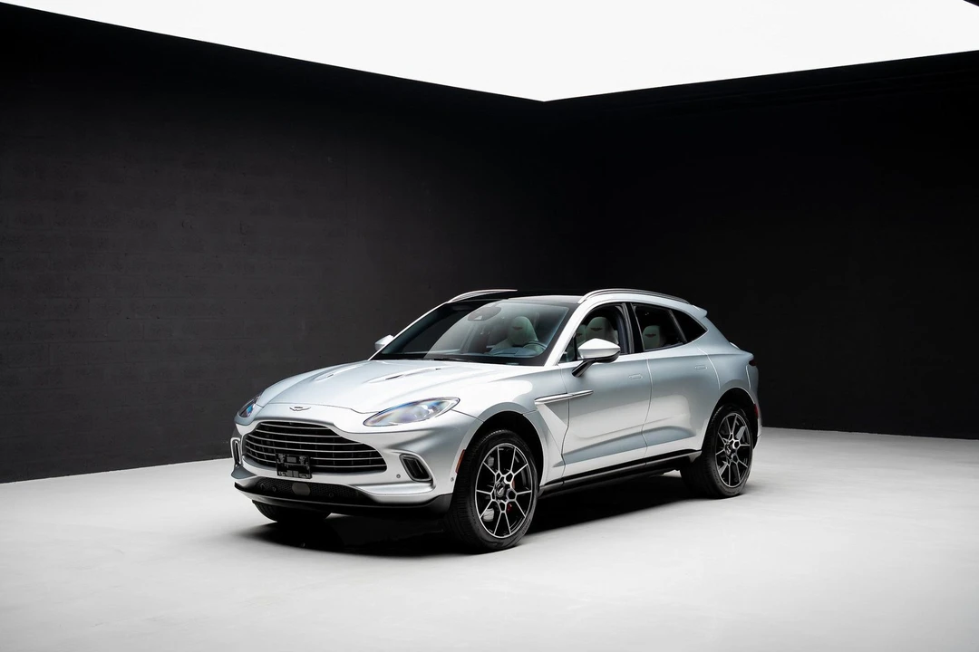 2022 Aston Martin DBX - Image 4 of 21