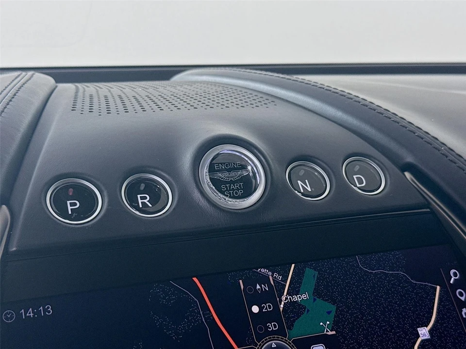 2022 Aston Martin DBX - Image 11 of 31