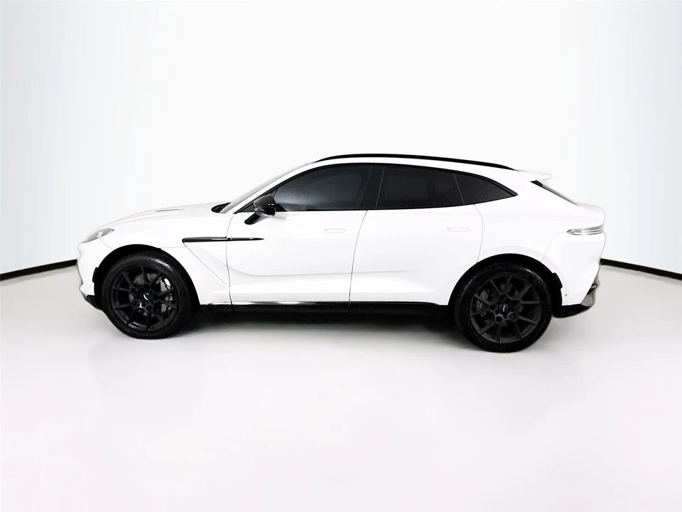 2022 Aston Martin DBX - Image 7 of 21