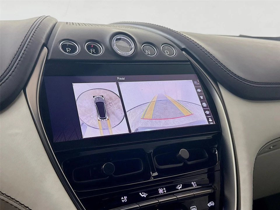 2022 Aston Martin DBX - Image 17 of 21