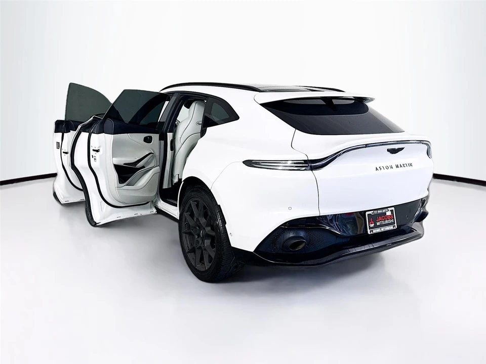 2022 Aston Martin DBX - Image 15 of 21