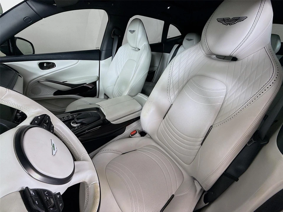 2022 Aston Martin DBX - Image 2 of 15