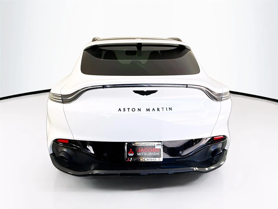2022 Aston Martin DBX - Image 6 of 15