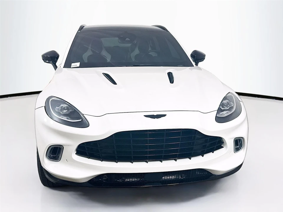 2022 Aston Martin DBX - Image 5 of 15