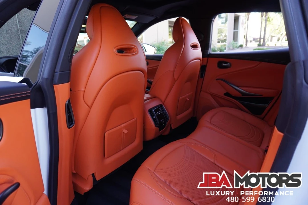2022 Aston Martin DBX - Image 6 of 12