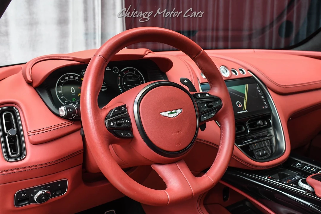 2022 Aston Martin DBX - Image 9 of 31