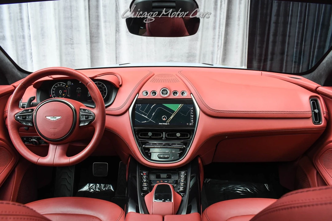 2022 Aston Martin DBX - Image 21 of 31