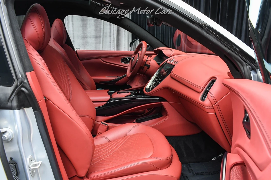 2022 Aston Martin DBX - Image 22 of 31