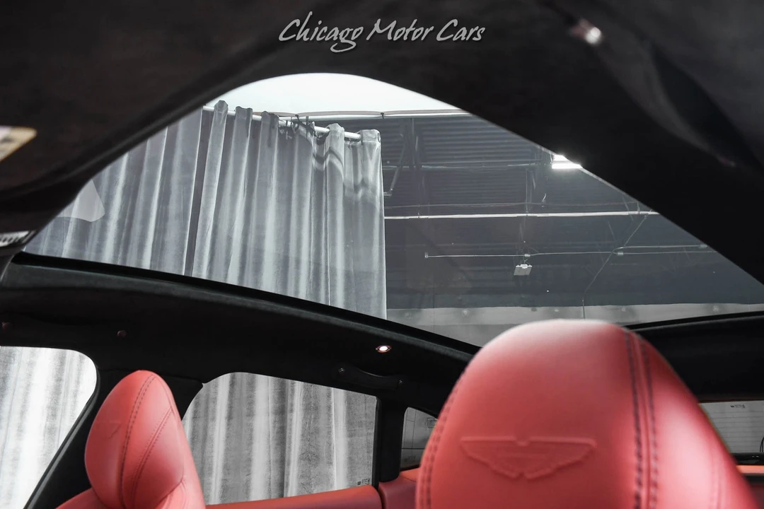 2022 Aston Martin DBX - Image 18 of 31