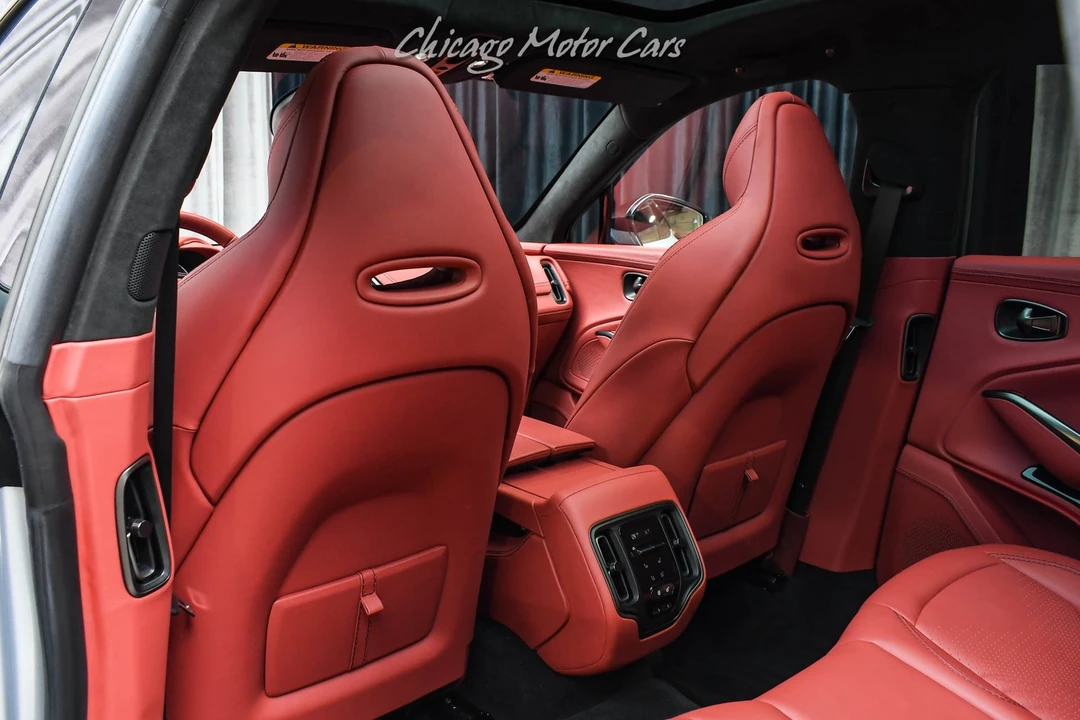 2022 Aston Martin DBX - Image 24 of 31