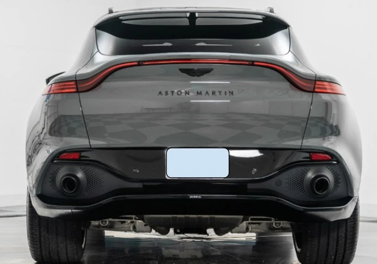 2022 Aston Martin DBX - Image 6 of 10
