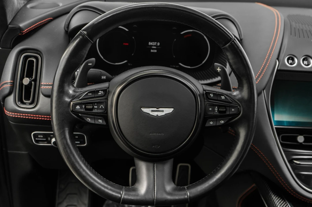 2022 Aston Martin DBX - Image 15 of 21
