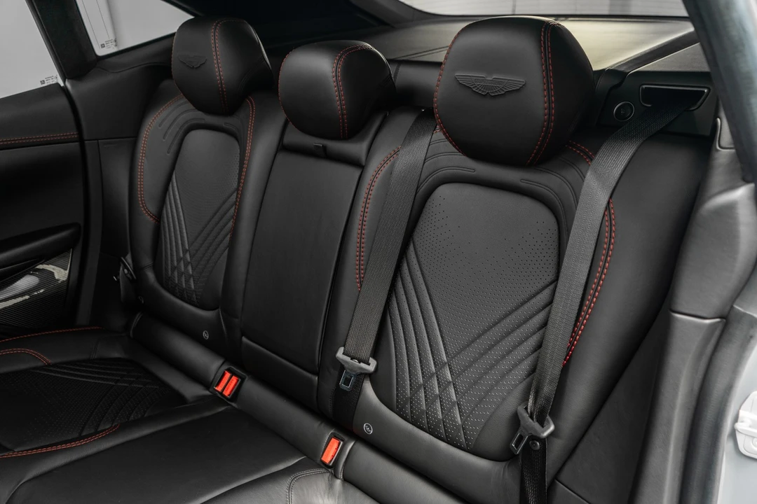 2022 Aston Martin DBX - Image 16 of 21
