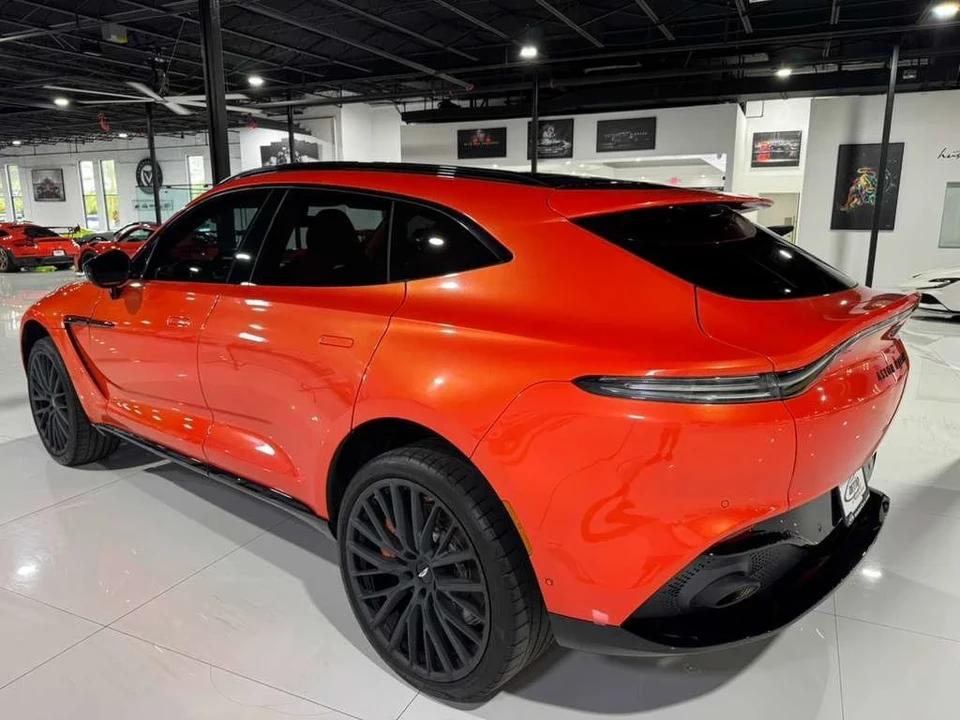 2022 Aston Martin DBX - Image 5 of 12