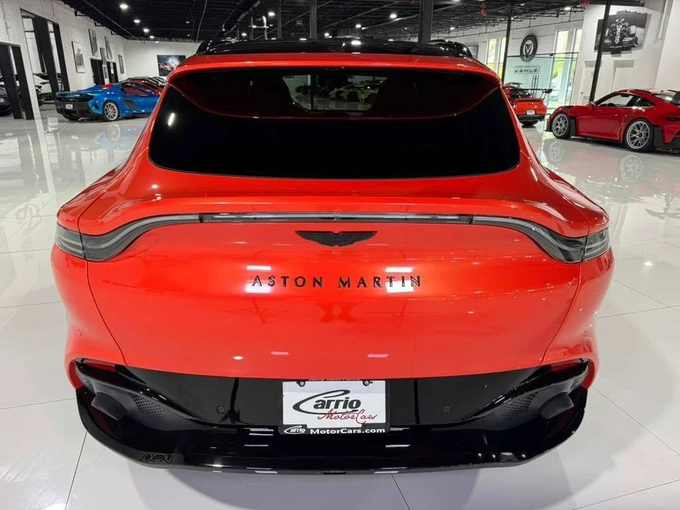 2022 Aston Martin DBX - Image 6 of 12