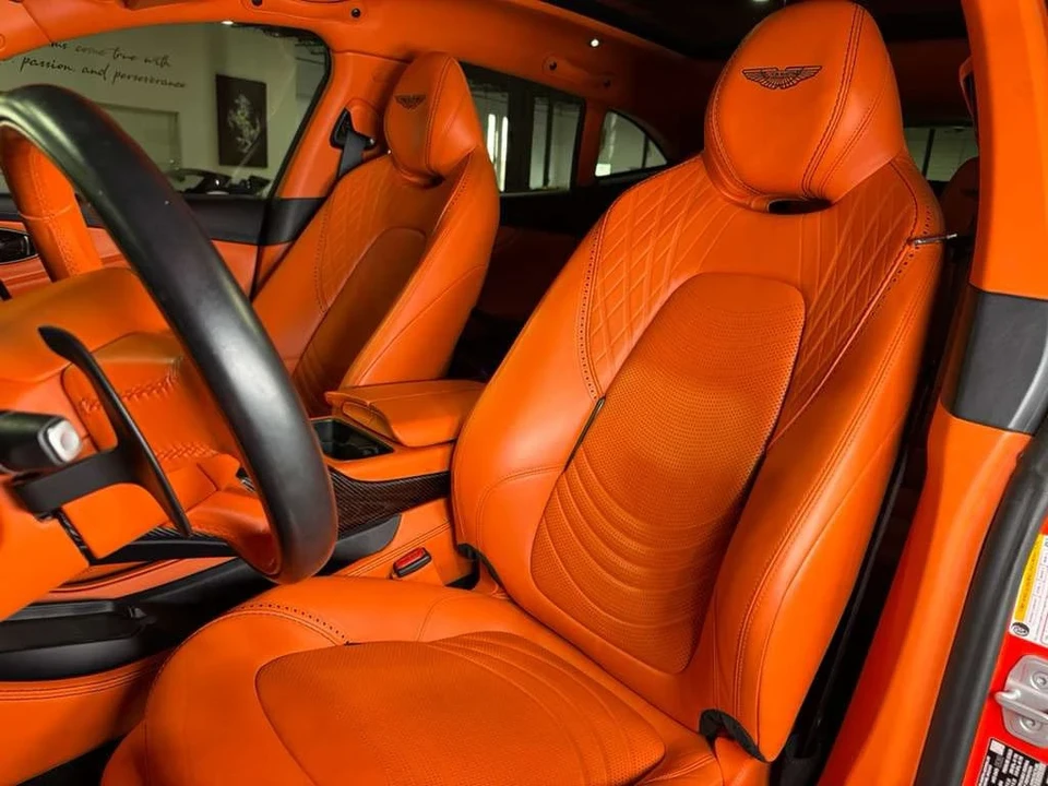 2022 Aston Martin DBX - Image 10 of 12
