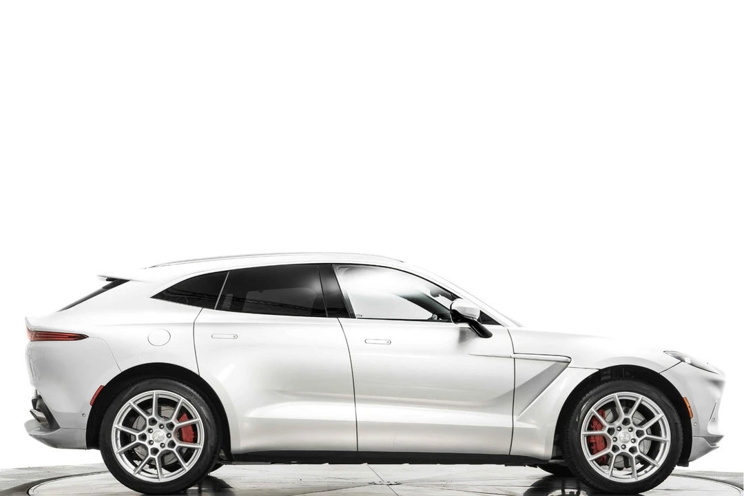 2022 Aston Martin DBX - Image 2 of 12