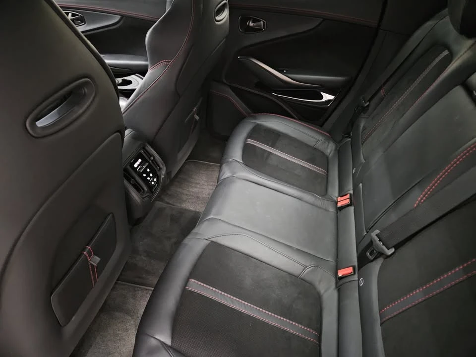 2022 Aston Martin DBX - Image 10 of 20