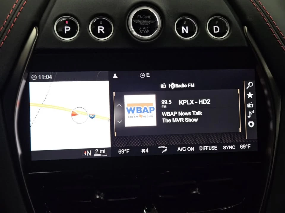 2022 Aston Martin DBX - Image 14 of 20